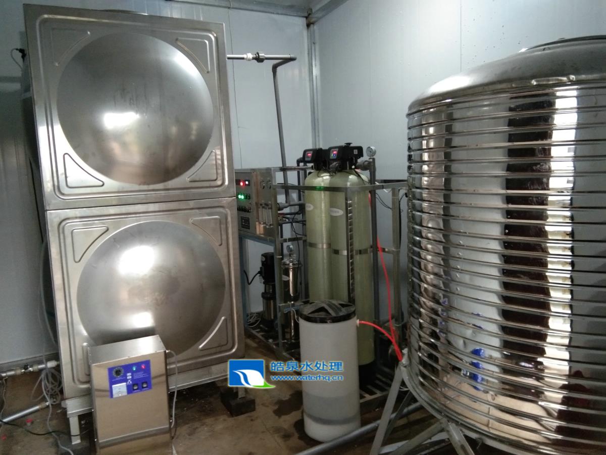 反滲透純水設(shè)備 反滲透純水設(shè)備